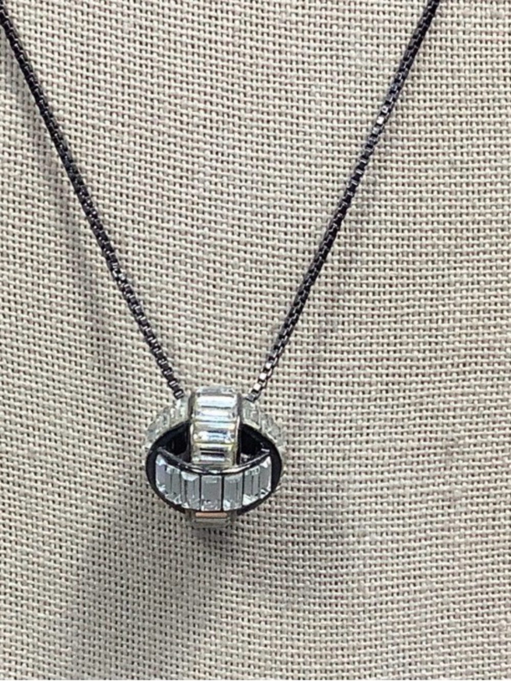 Henri Bendel RARE Crystal Barrel Pendant Necklace Rhodium Box Chain Silver Tone